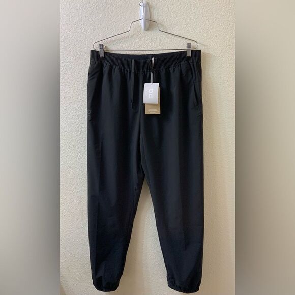 NWT ON CLOUD - Focus Pants size L - Picture 6 of 8